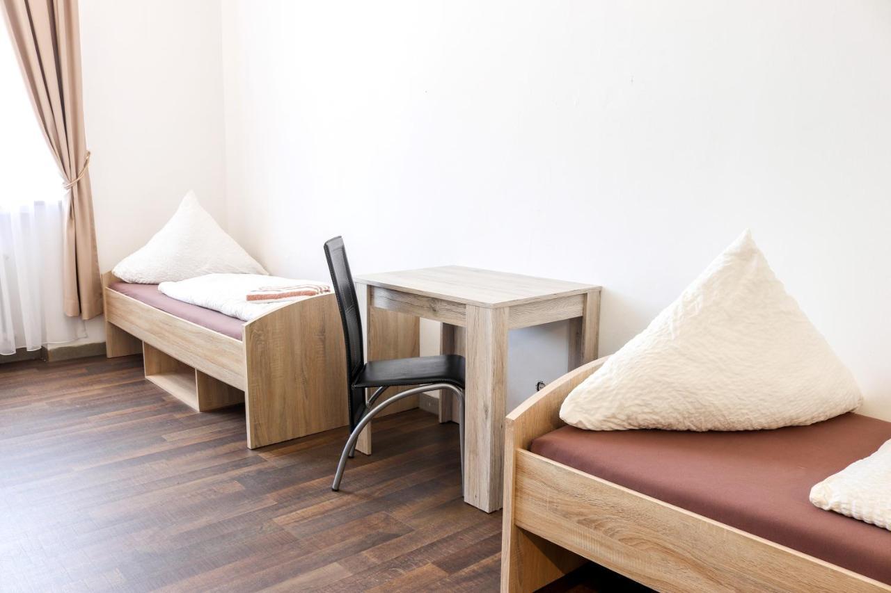 Fmm Hostel Memmingerberg Ngoại thất bức ảnh