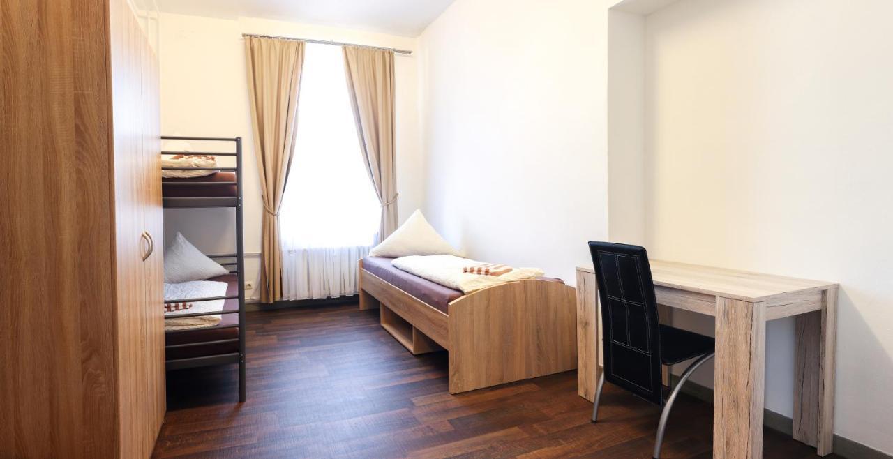 Fmm Hostel Memmingerberg Ngoại thất bức ảnh